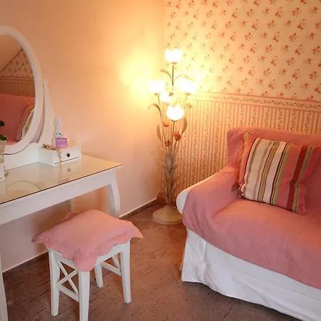Ferienwohnung Rosentee Apartment München